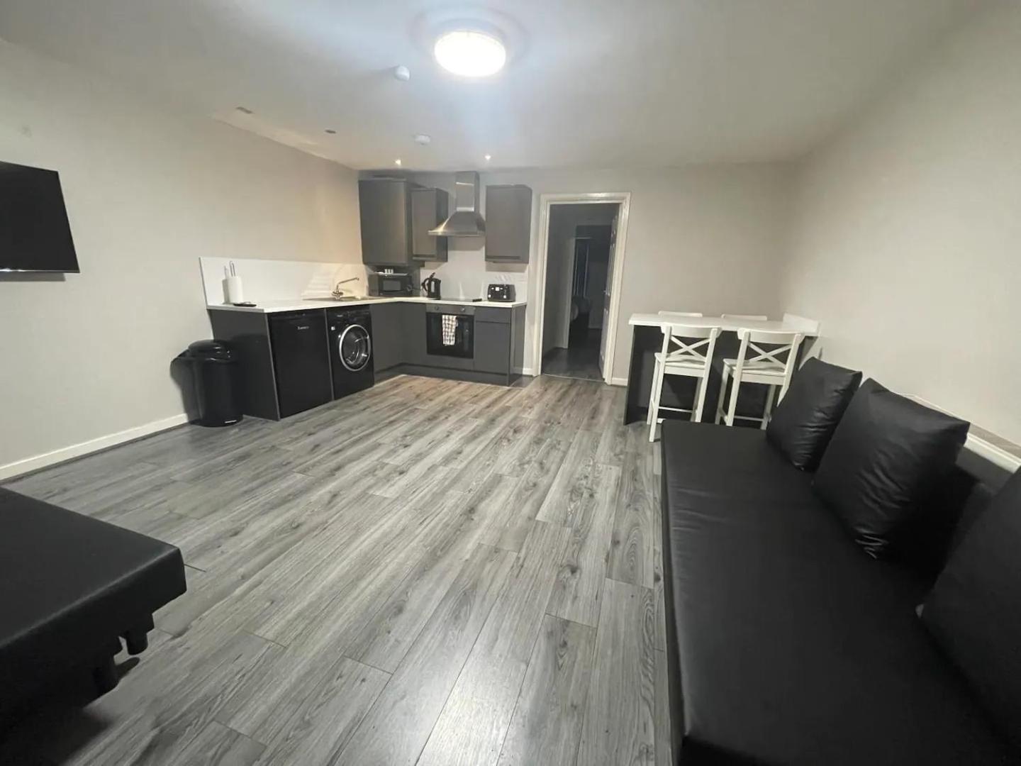 Ryan I Air I Bnb - 147-153 Mill Street - Free Parking Liverpool Exterior photo